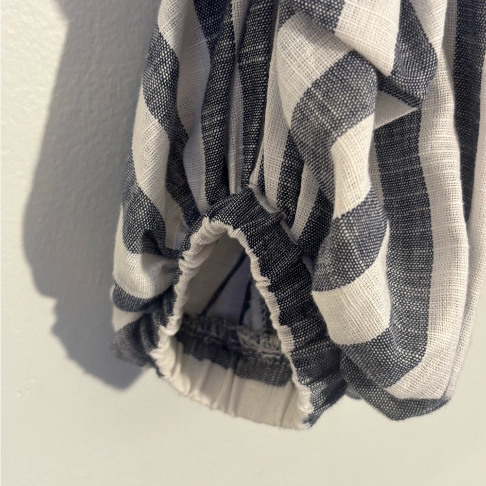 NWT Free Generation Ruffled Top - Picture 5 of 10